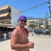 Trabajo. Busco pareja. Buscando Amor.