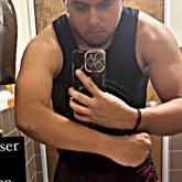 Alguien con quien hablar con. Hombre que