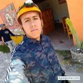 Estudiante por ahora :). Busco pareja.