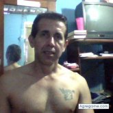 DESIDIDO chico soltero en Palo Negro