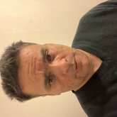 Busco mujeres mayores de 30. Alto,