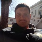 Busco ligar. Trabajo.