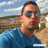 Encuentra Hombres solteros en Martos