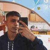 Bartender. Busco ligar. Busco mujer para