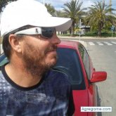 Robertodacinel chico soltero en Monserrat