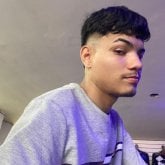 Una mujer que pueda ser mi amiga. Creo