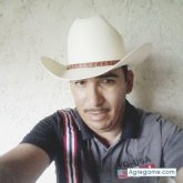 Chatear con luiskora de Sacramento