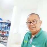 Busco pareja. P. Sería amable sonriente