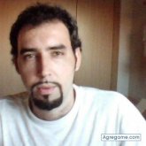 espince chico soltero en Madrid