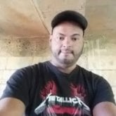 Busco amistad,conversar y compartir y lo