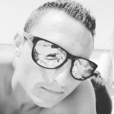 Mujeres que busquen. Simpatico gracioso