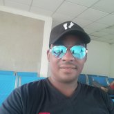 Busco pareja. Mujeres. Serio trabajador.