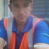 Encuentra Hombres solteros en Caimito