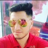 Algo casual y una noche. Soltero delgado