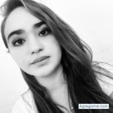 Estefanny W