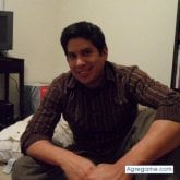 Encuentra Hombres solteros en Wesley Chapel