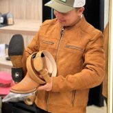 Licenciado. Busco conocer gente. Mujeres