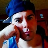 Busco amistad y quisas algo mas. Alegre