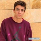 Marc Niño, Chico soltero, 28 años de Castellar del valles. Busco ligar