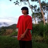 Mujer sería educada trabajadora