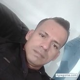 Diseñado. Busco pareja. Mujeres sería