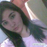 Thania chica soltera en León