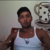 Busco pareja. Mujeres. Atento