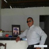 Johnny R Odriguex