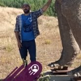 Una mujer que le guste la naturaleza y