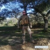 Busco conocer gente. Conocer.