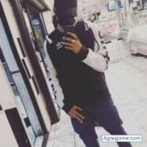 Busco ligar. Gente nueva con la cual