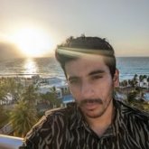 Busco pareja. Nada. Hombre. Nada.