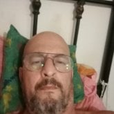 Oficial del metal. Busco ligar. Una