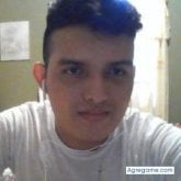 Josue Benitez, Chico soltero,  años de Clovis, New Mexico