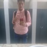 Estudiante. Busco ligar.