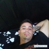 Busco pareja. Amistad y algo mas. Manso.