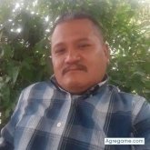 Busco pareja. Mujeres. Alegre. Jugar.