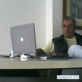 maximorey chico divorciado en Adolfo Gonzáles Chaves