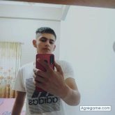 Busco pareja. Conocer gente para hablar.