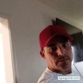 Una mujer. Alegre. Megusta pasiar y.