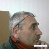 Encuentra Hombres solteros en Lobería