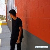 Busco pareja. A cualquiera. Alto.