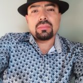 Trabajo en construcción. Busco pareja.