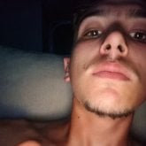 Compañia y amistad. Guapo y atractivo.