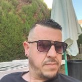 Camarero. Mujeres para pasarla bien.