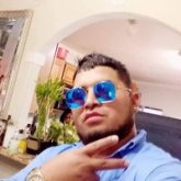 Roofin. Busco chatear. Mujer. Trabajador