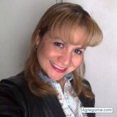 Aliciamadura chica soltera en Villa Victoria
