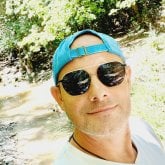 Hombres activos con ganas de pasar un