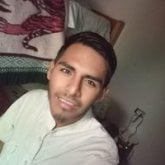 Mecánico automotriz. Busco pareja.