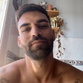 Preferiblemente mujeres. Chico soltero